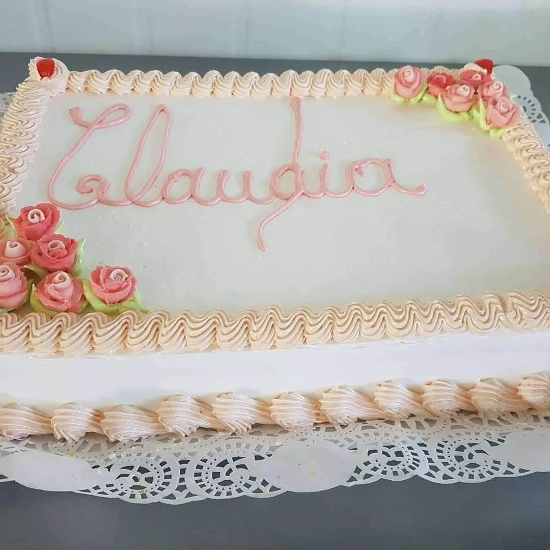 Torta personalizada con flores